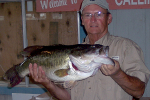 ShareLunker 471 - Sam Koebcke 13.30 lbs