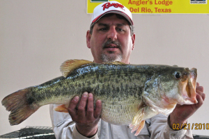 ShareLunker 479 - Robert Robles 13.5 lbs