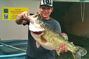 ShareLunker 497 - Joseph Burgi 13.34 lbs